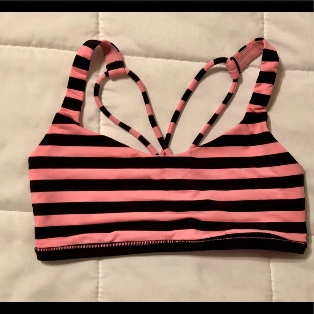 Lululemon Free To Be Sports Bra